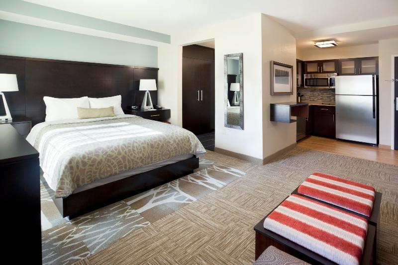 Staybridge Suites Detroit-Utica By Ihg Buitenkant foto