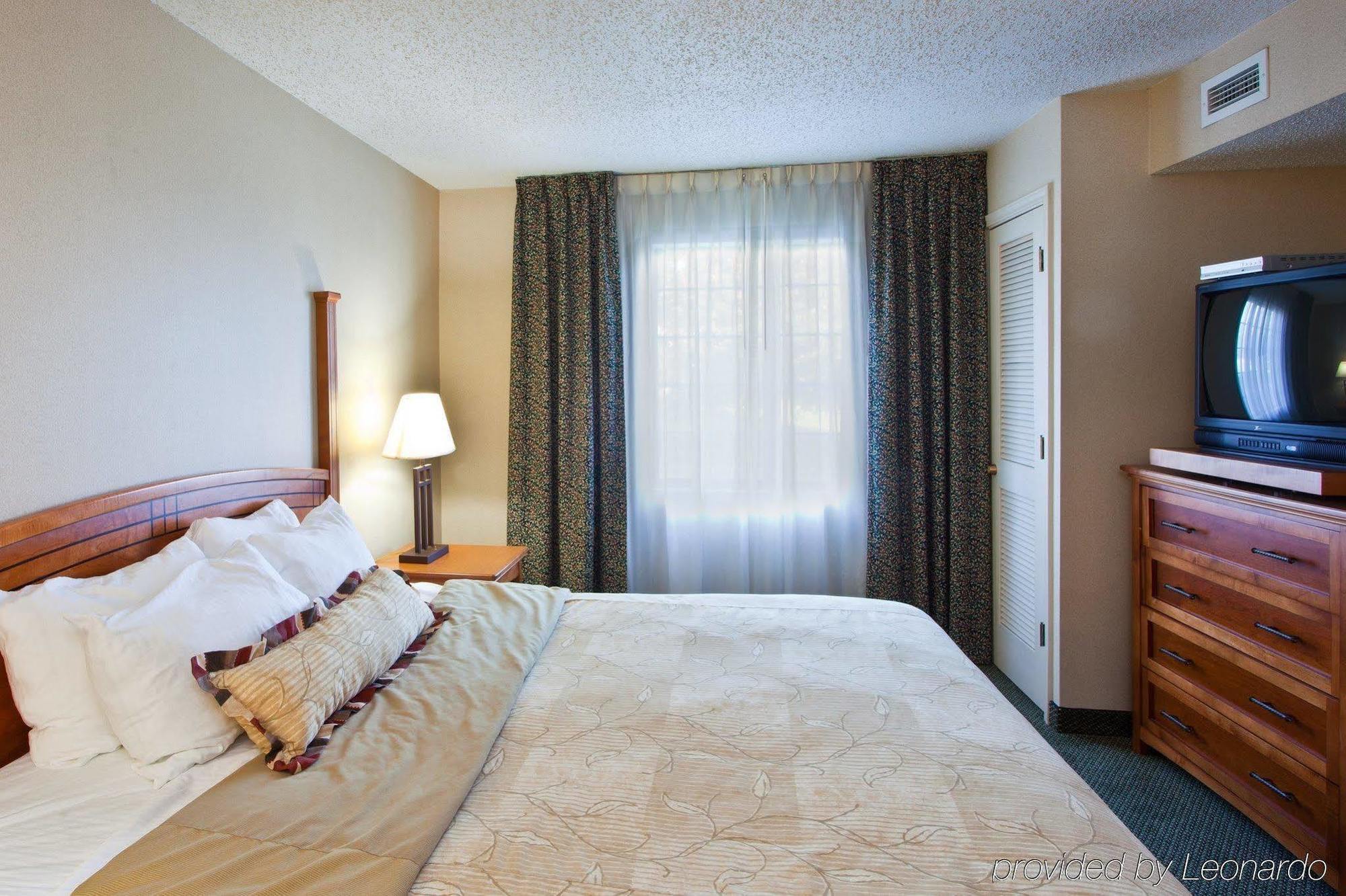 Staybridge Suites Detroit-Utica By Ihg Kamer foto