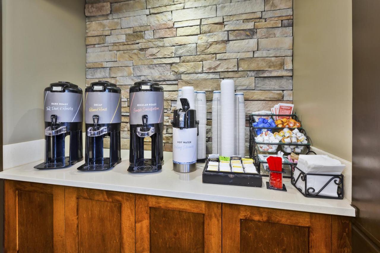 Staybridge Suites Detroit-Utica By Ihg Buitenkant foto