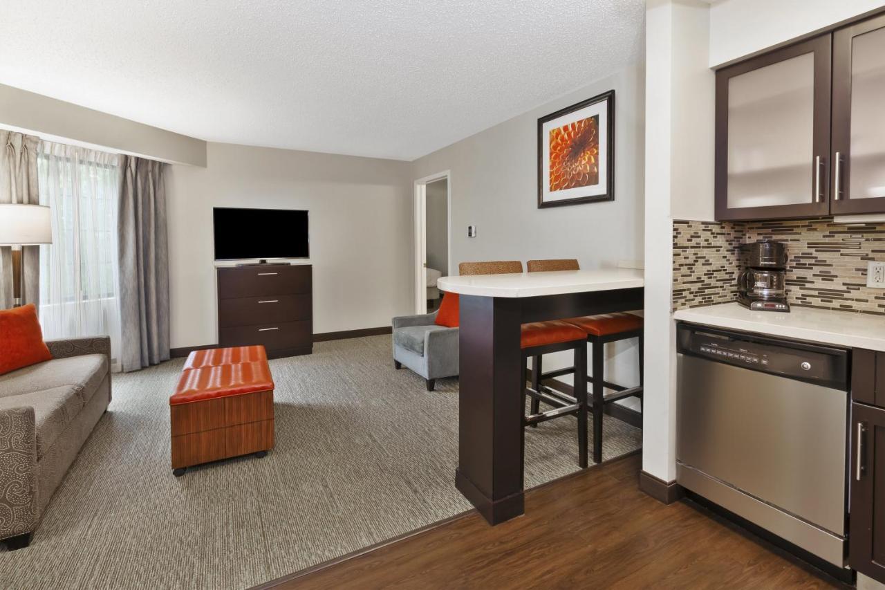 Staybridge Suites Detroit-Utica By Ihg Buitenkant foto